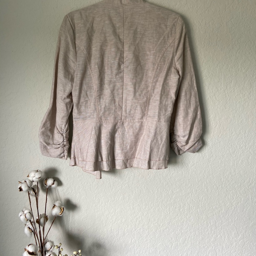 Light Jacket - Picture 4 of 6